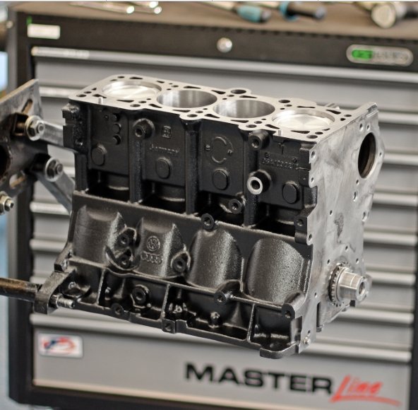 Motorüberholung / Instandsetzung 2,0 TFSI BWA (EA113 Gen1) Austauschmotor-Motorüberholung-MIK Motoren