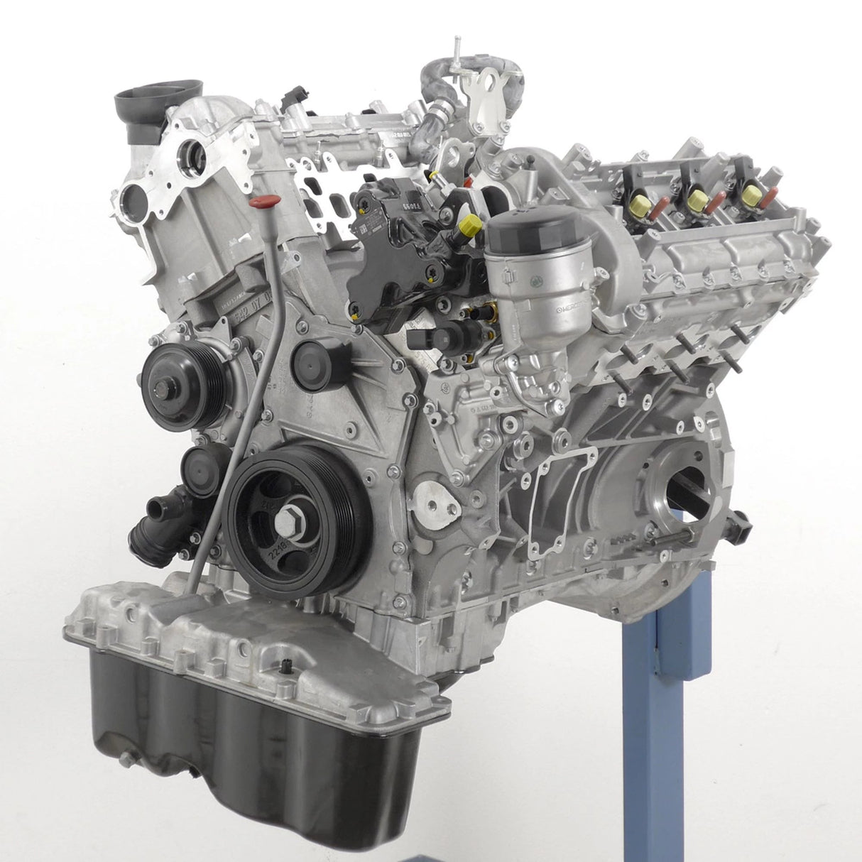 Motorüberholung / Instandsetzung Mercedes 300, 320, 350 CDI OM642.862 – MIK  Motoren GmbH
